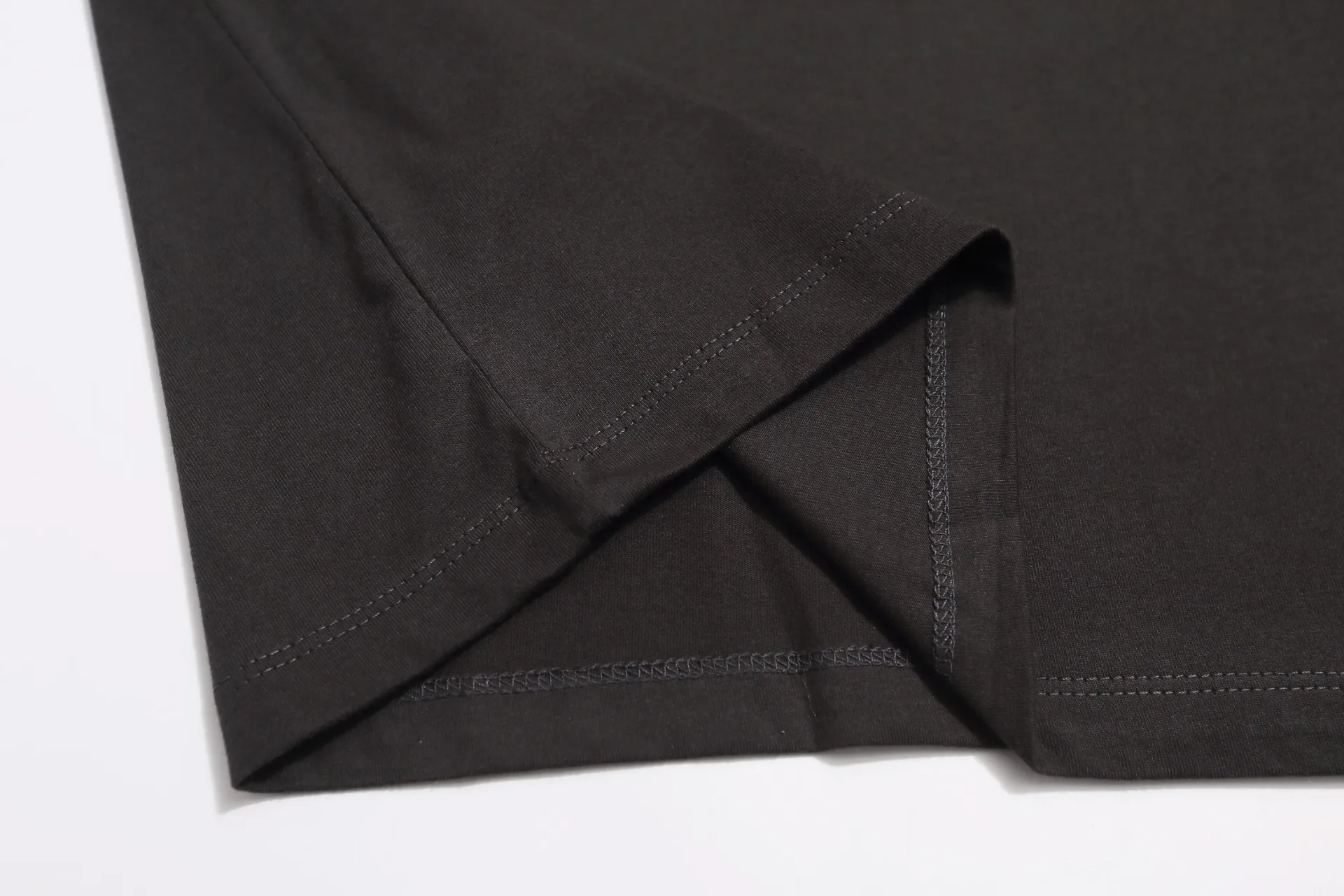 🆕 Essentials Fear of God 26 3553NT 1AL 5 T ：E 5322# ： Sizes：S M L XL